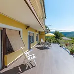 Lägenhet Hundefreundliches Mit Privatparkplatz, Bbq-bereich Und Grossem Balkon Grižane